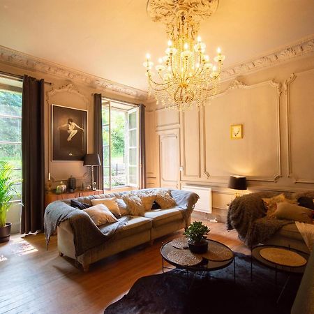 Beautiful, Historic Manoir In Semi-Rural Setting Viré Exterior foto