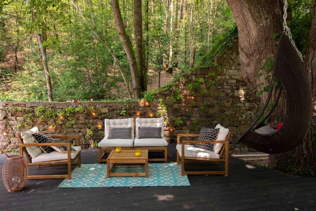 Beautiful, Historic Manoir In Semi-Rural Setting Viré Exterior foto