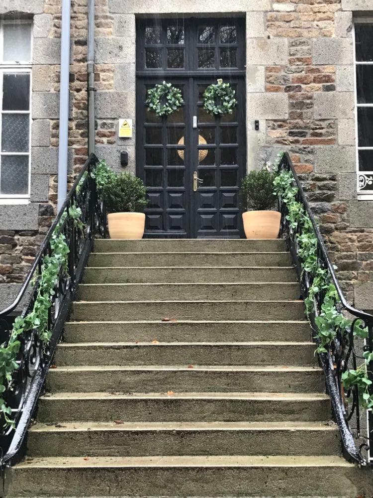 Beautiful, Historic Manoir In Semi-Rural Setting Viré Exterior foto
